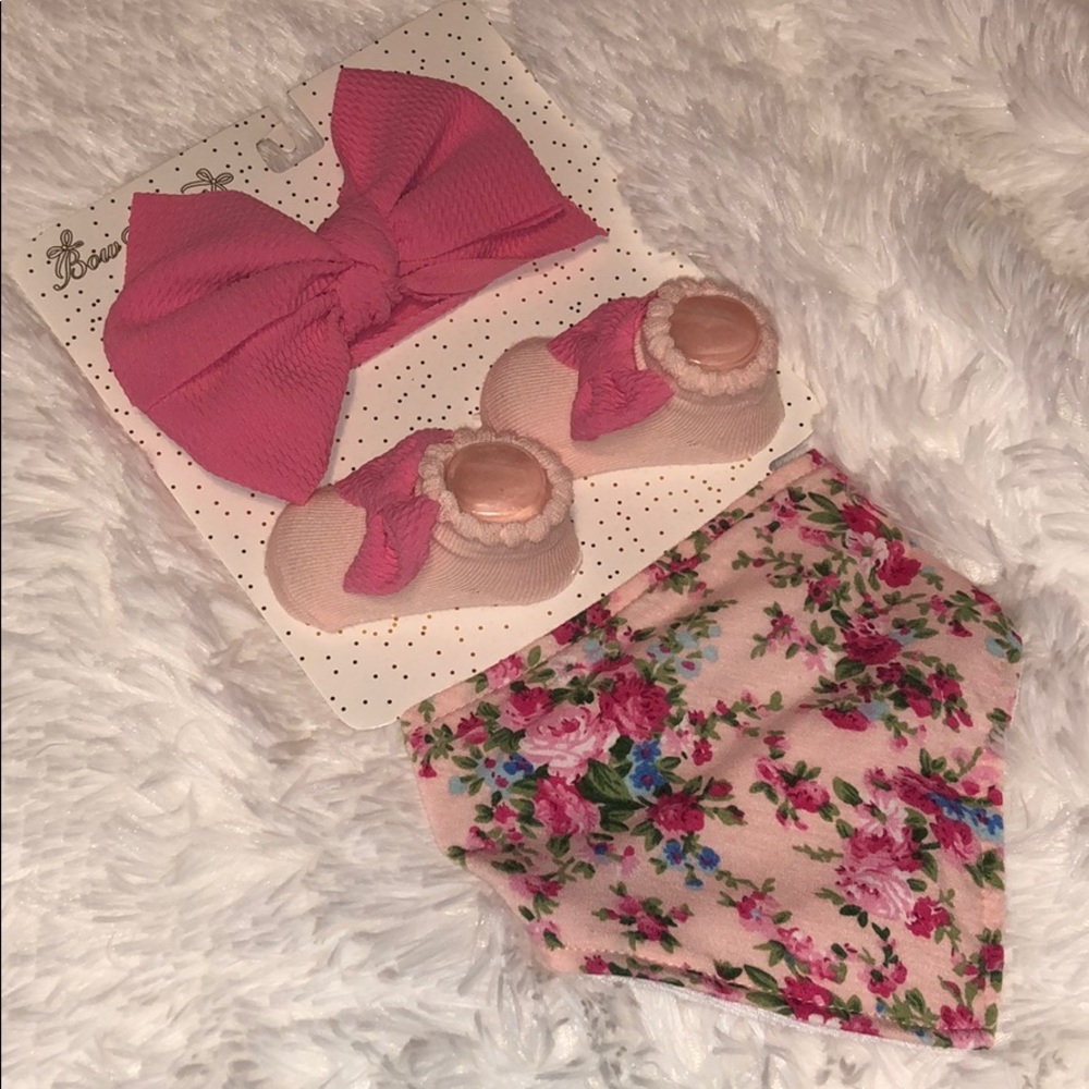 Bow Fancy brand bib, booties & hair bow set(3PCS)